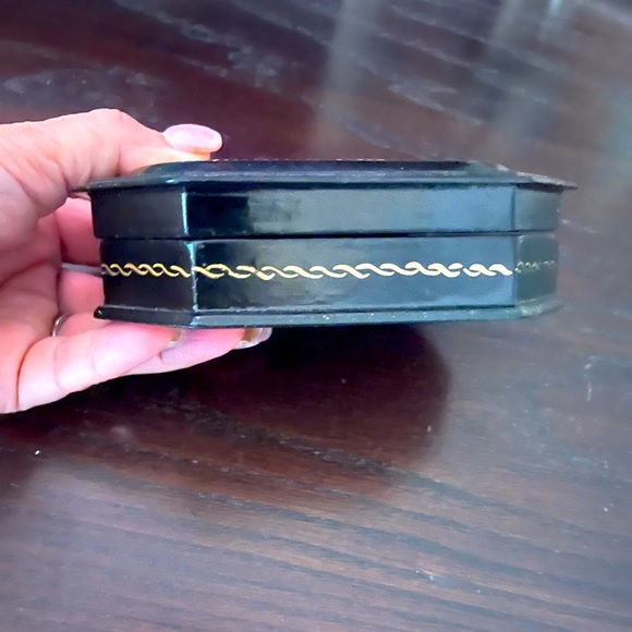 Antique Russian Lacquer Box Kholui Hand painted signed - Picture 5 of 11